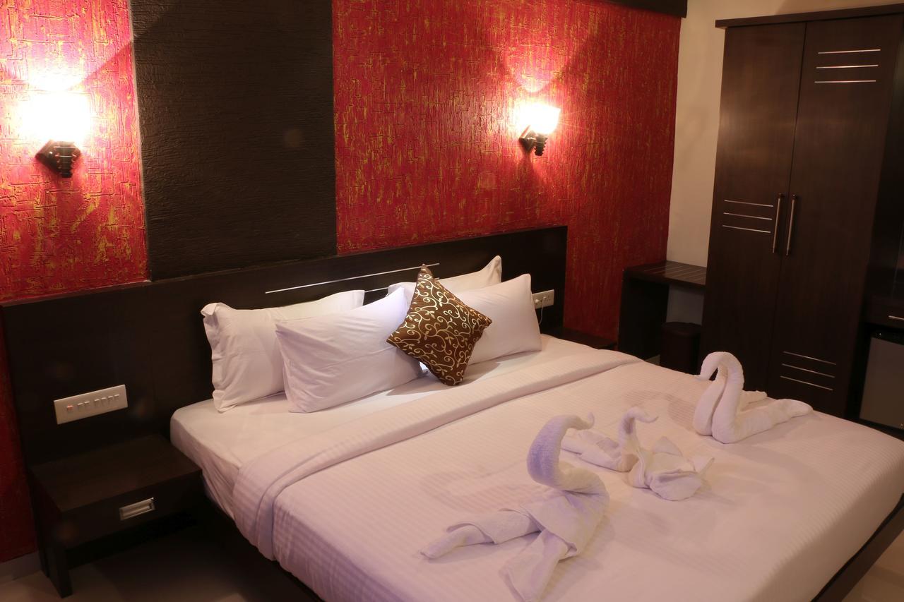 Hotel Reevanta Daman Luaran gambar
