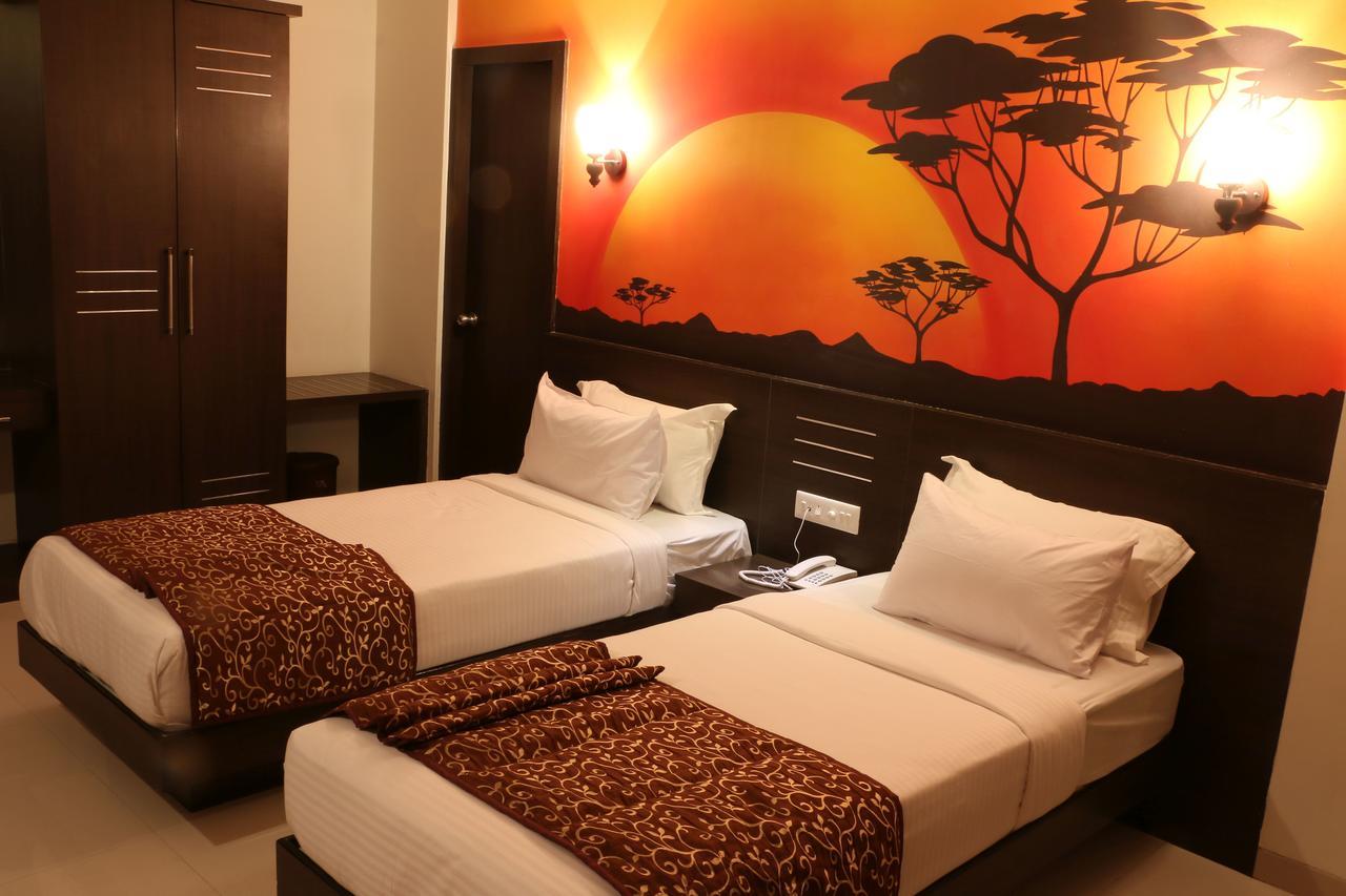 Hotel Reevanta Daman Luaran gambar