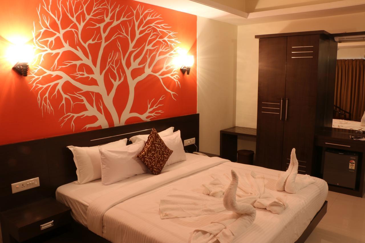Hotel Reevanta Daman Luaran gambar